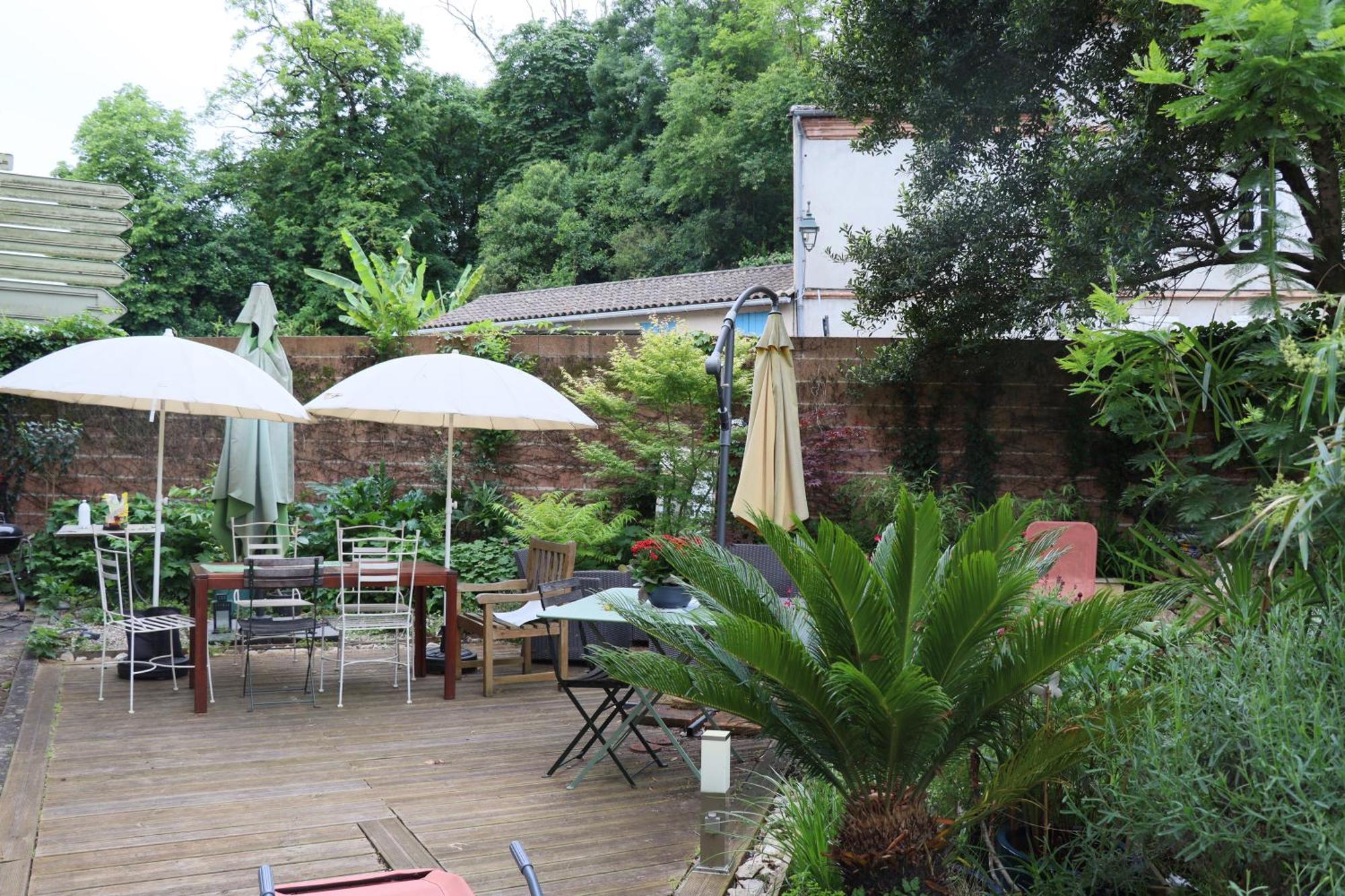 Au Jardin Bed & Breakfast Moissac Eksteriør bilde